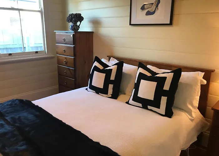 Belltrees - Central, Cosy And Convenient