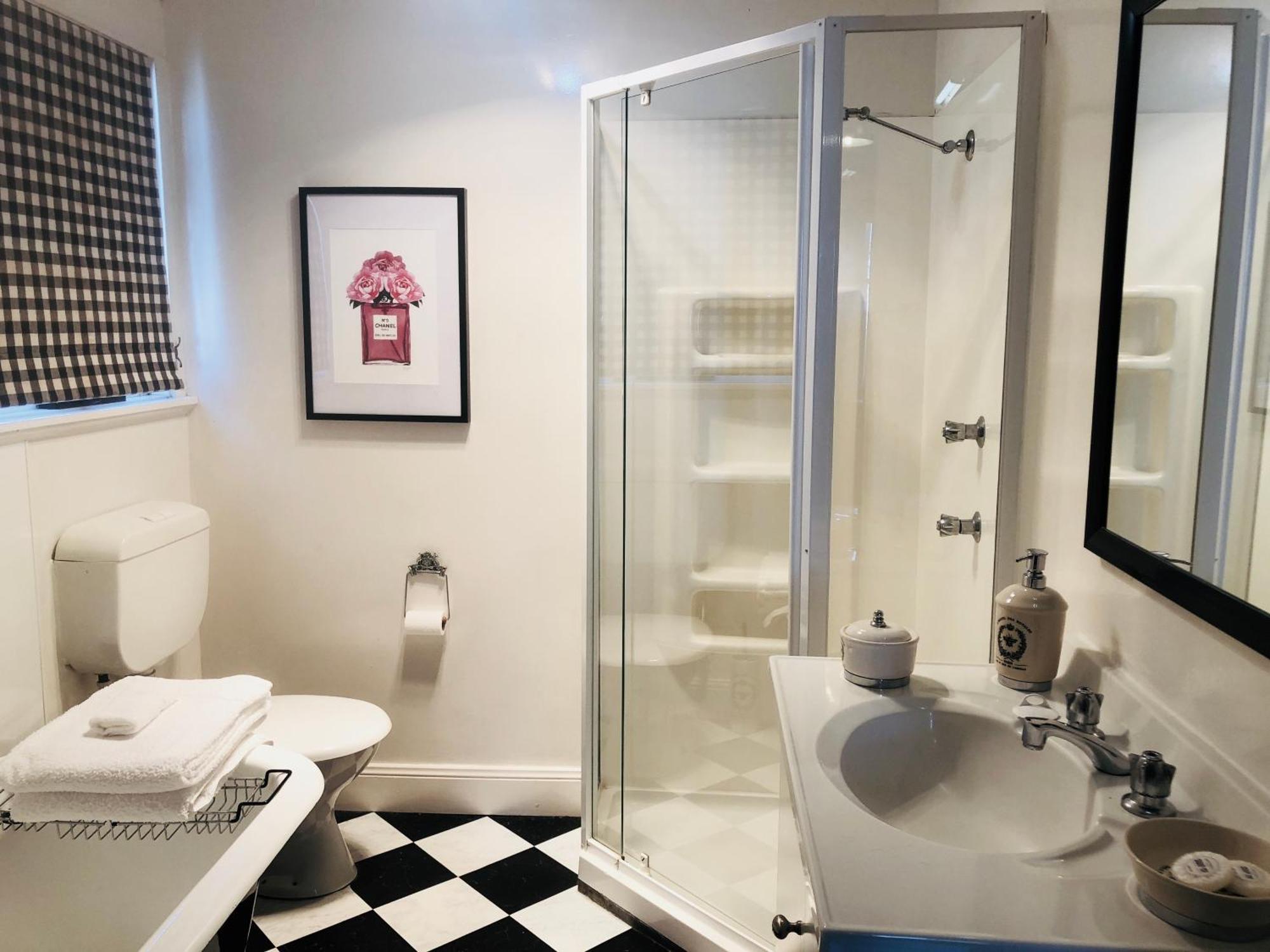 Belltrees - Central, Cosy And Convenient Armidale